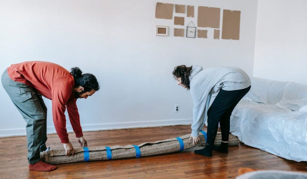 How to Clean Out an Apartment Before Moving
